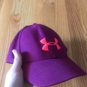Women’s under armor hat
